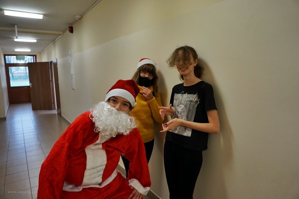 2021-12-06 Szkolne Mikołajki