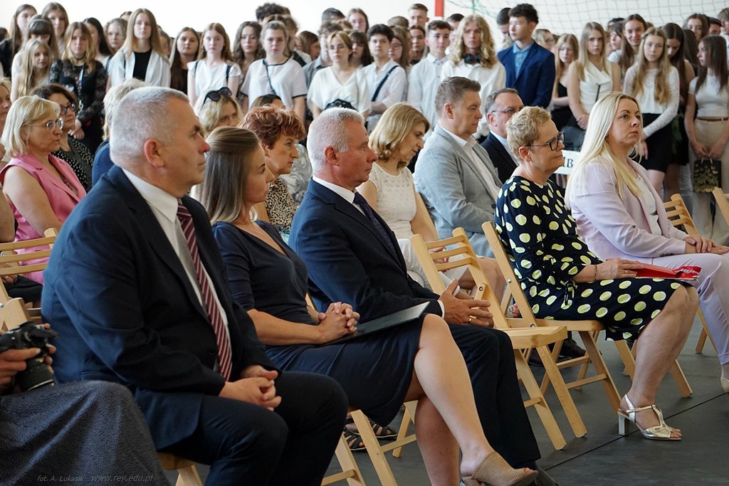2022-06-24 koniec roku