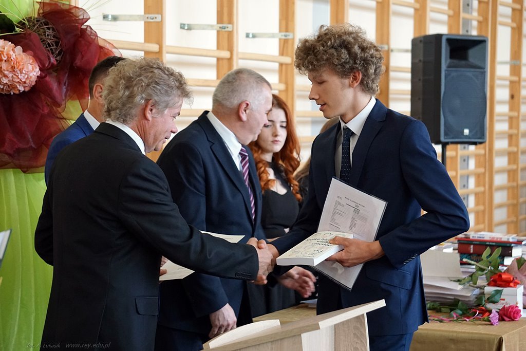 2022-06-24 koniec roku