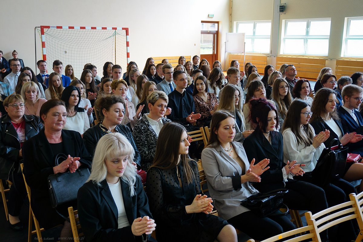 2022-04-29 Zakończenie roku klas maturalnych