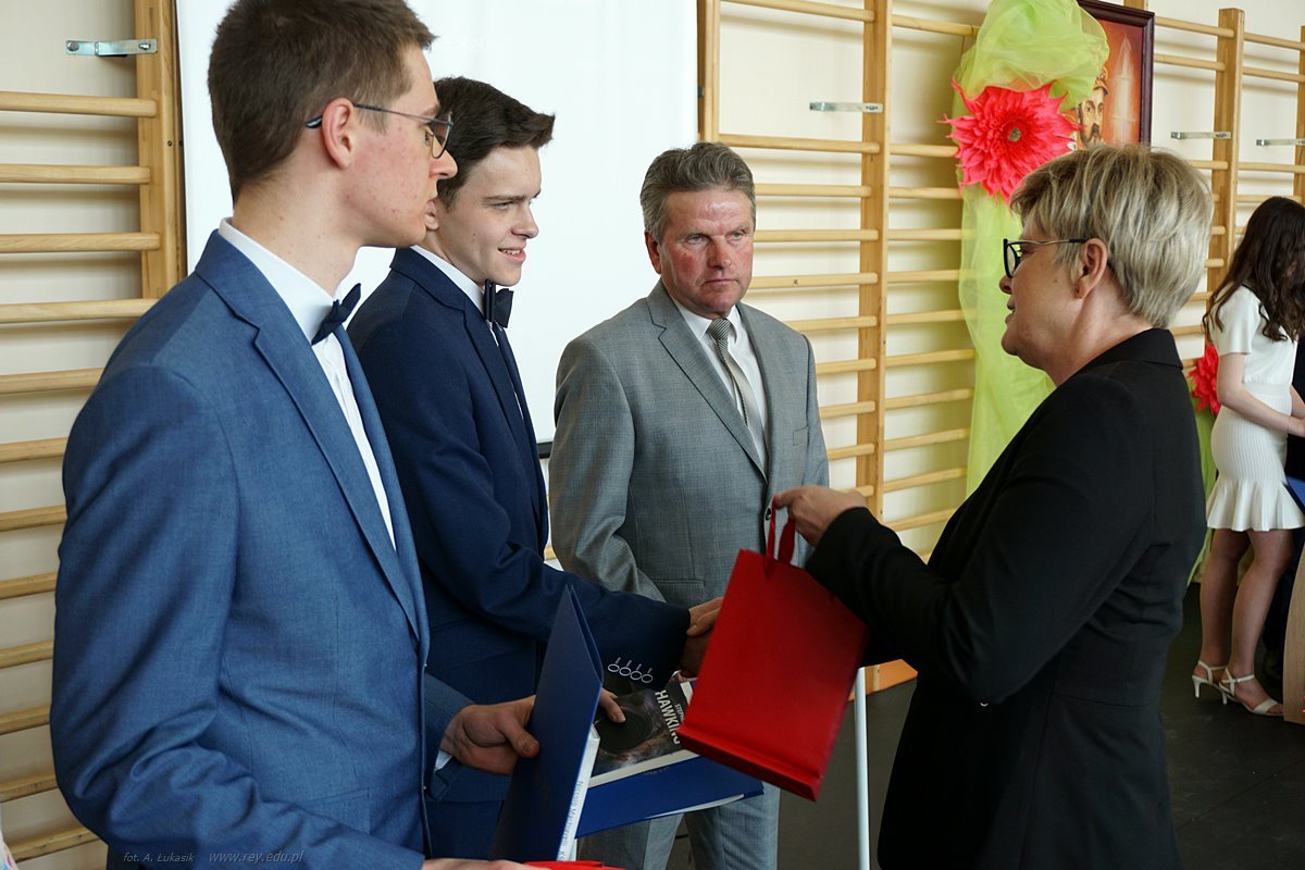 2022-04-29 Zakończenie roku klas maturalnych