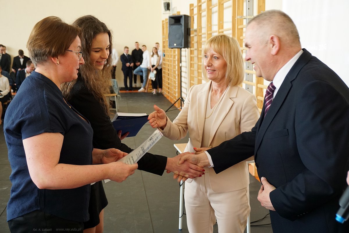2022-04-29 Zakończenie roku klas maturalnych