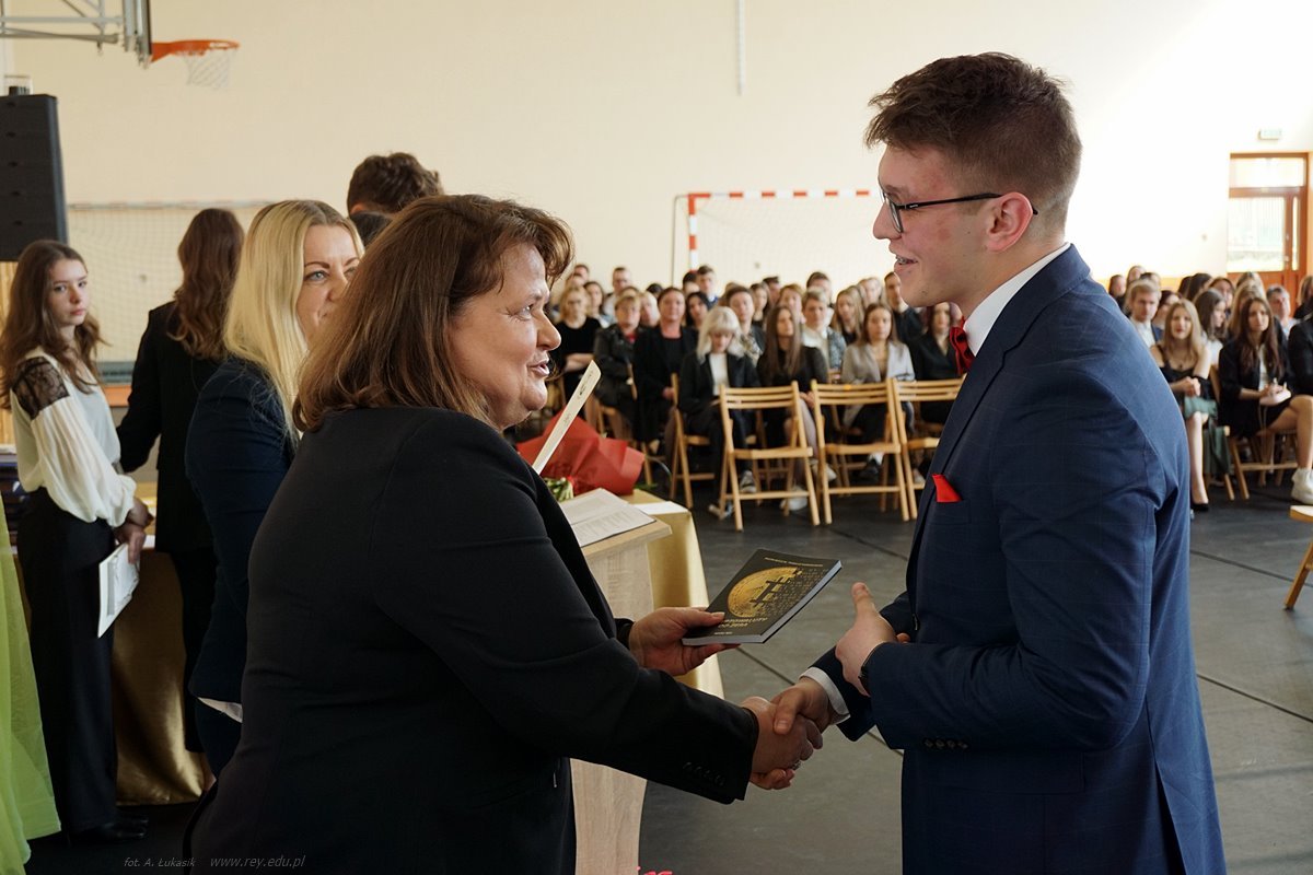 2022-04-29 Zakończenie roku klas maturalnych