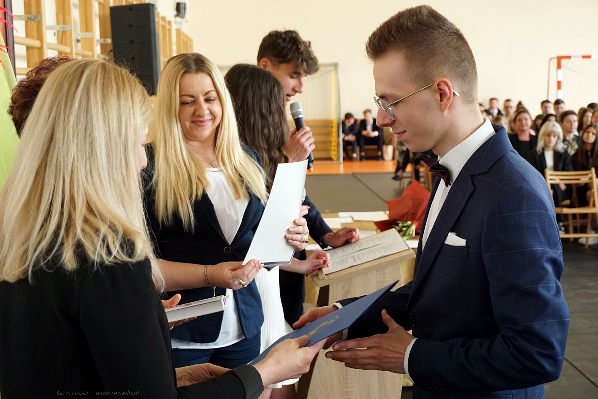 2022-04-29 Zakończenie roku klas maturalnych