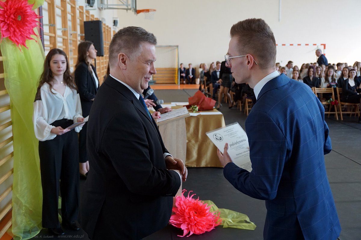 2022-04-29 Zakończenie roku klas maturalnych