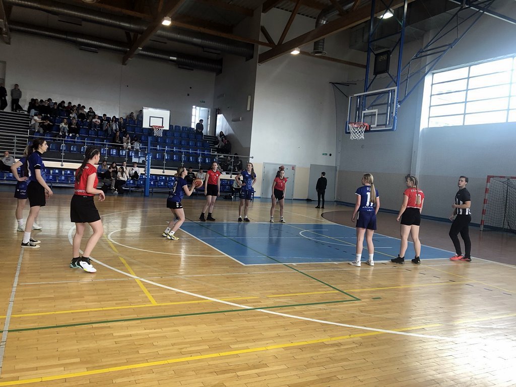 2023-03-28 Koszykarki z Reja brązowymi  medalistkami