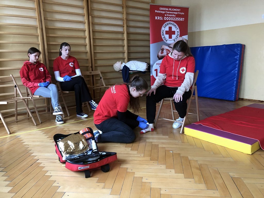 2023-03-24 Lekcja_pokazowa_pierwszej_pomocy_przedmed