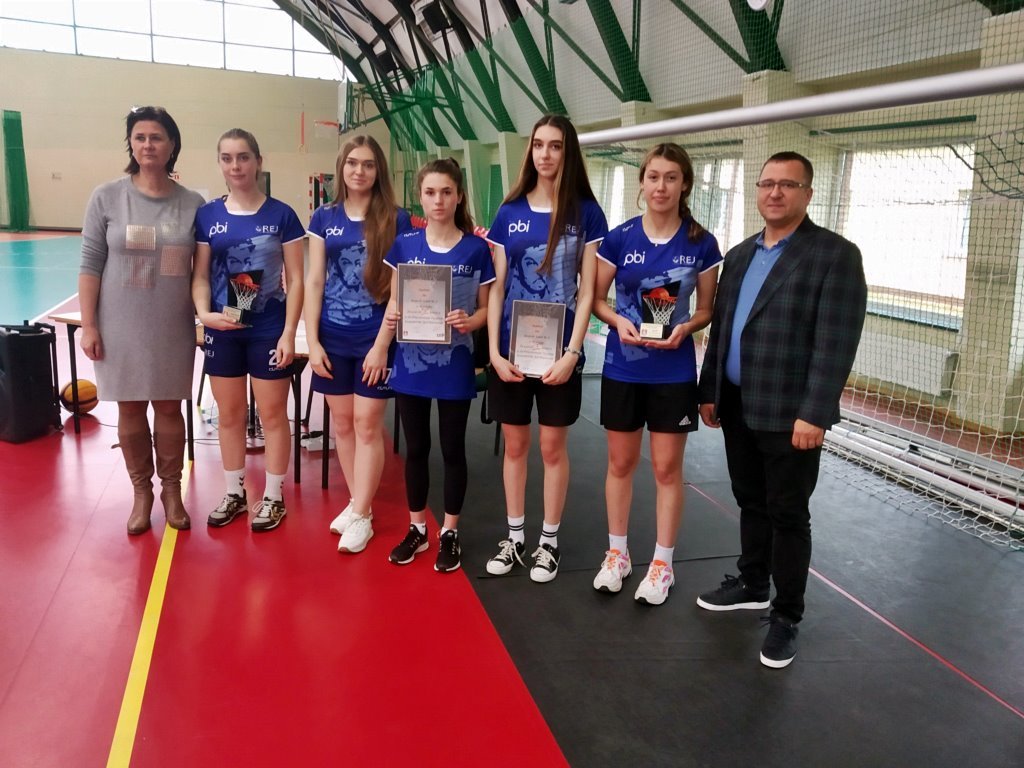III_Powiatowy_Turniej_Koszykowki_3x3_Dziewcząt