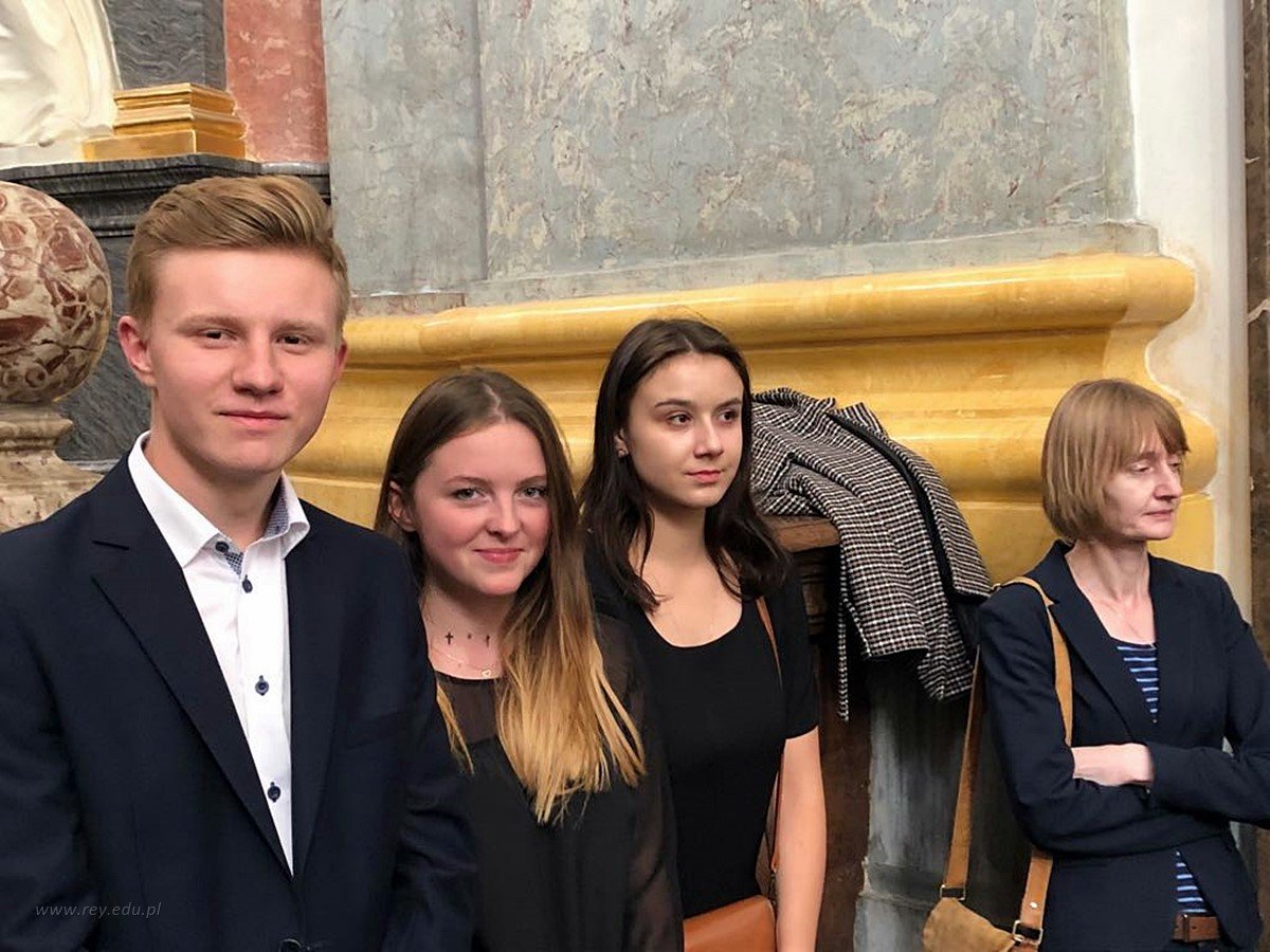 2019-10-13_pielgrzymka_maturzystów