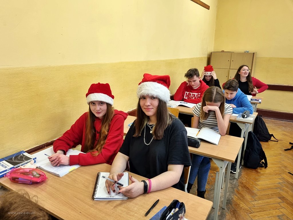 2021-12-06 Szkolne Mikołajki