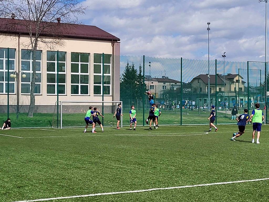 2025-04-16 Pilka_nozna