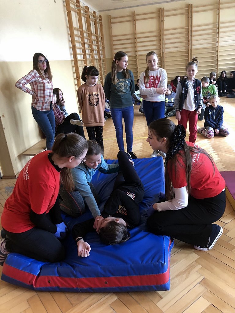 2023-03-24 Lekcja_pokazowa_pierwszej_pomocy_przedmed