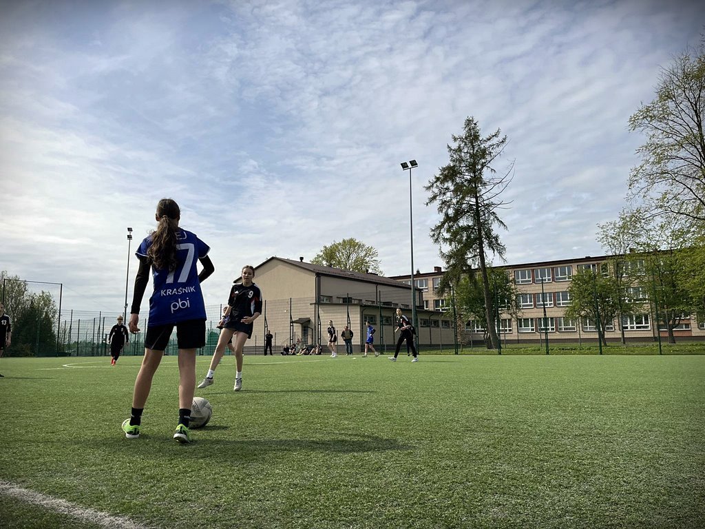 2024-04-17 Mistrzynie_Rejonu_w_Pilce_noznej