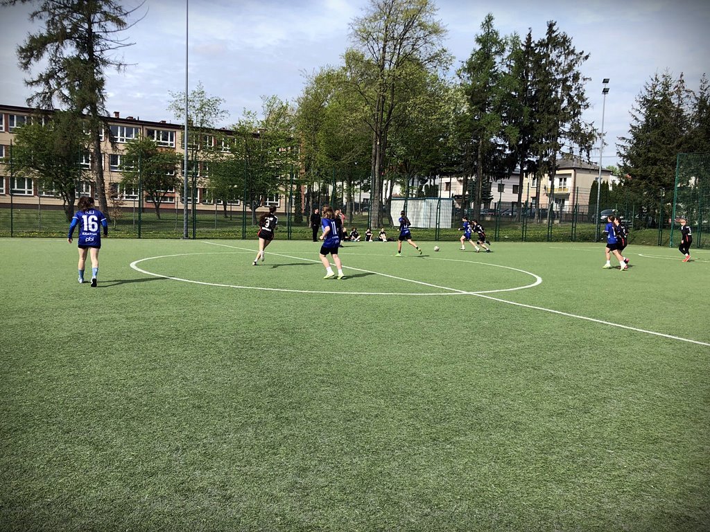2024-04-17 Mistrzynie_Rejonu_w_Pilce_noznej