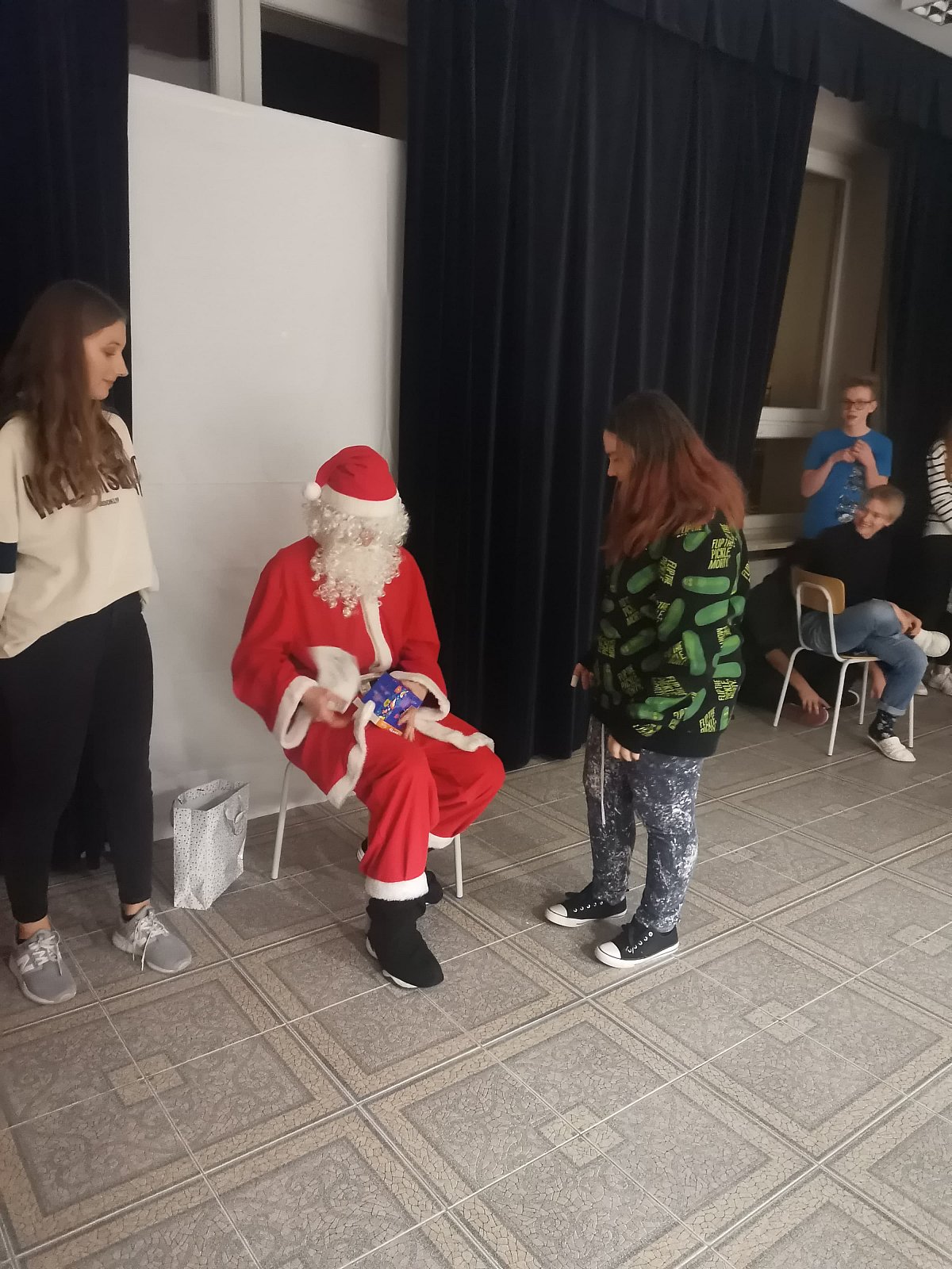 2019-12-04_Mikołajki_w_Internacie