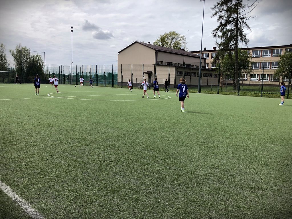 2024-04-17 Mistrzynie_Rejonu_w_Pilce_noznej