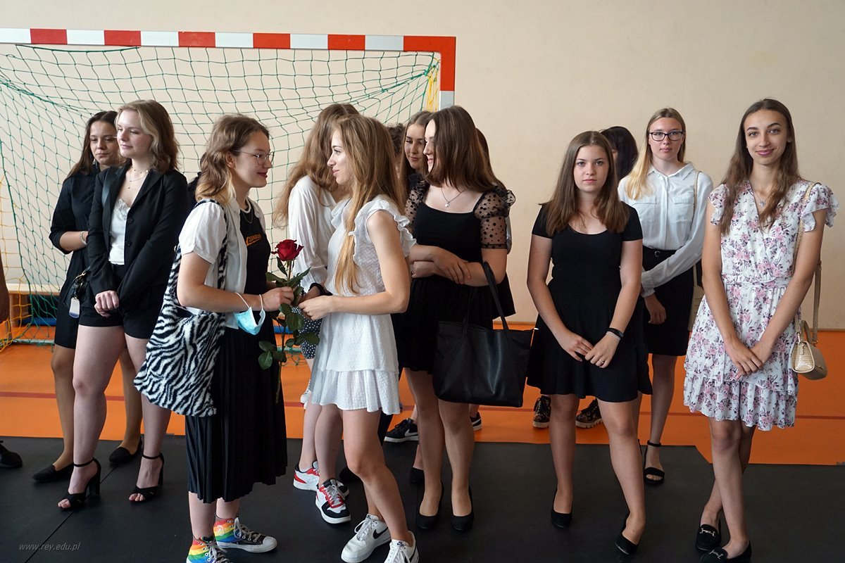 2021-06-25_koniec_roku