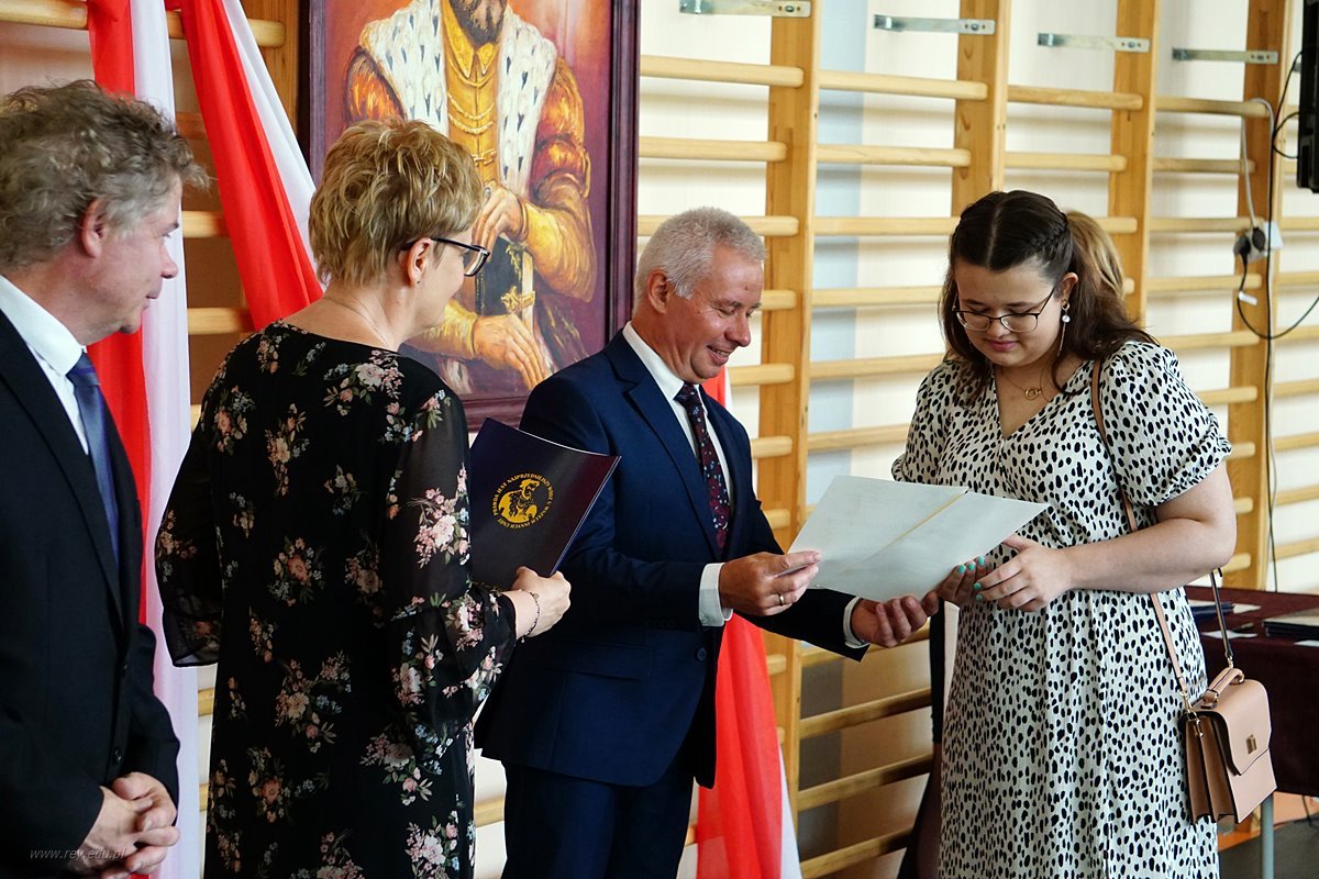 2021-06-25_koniec_roku