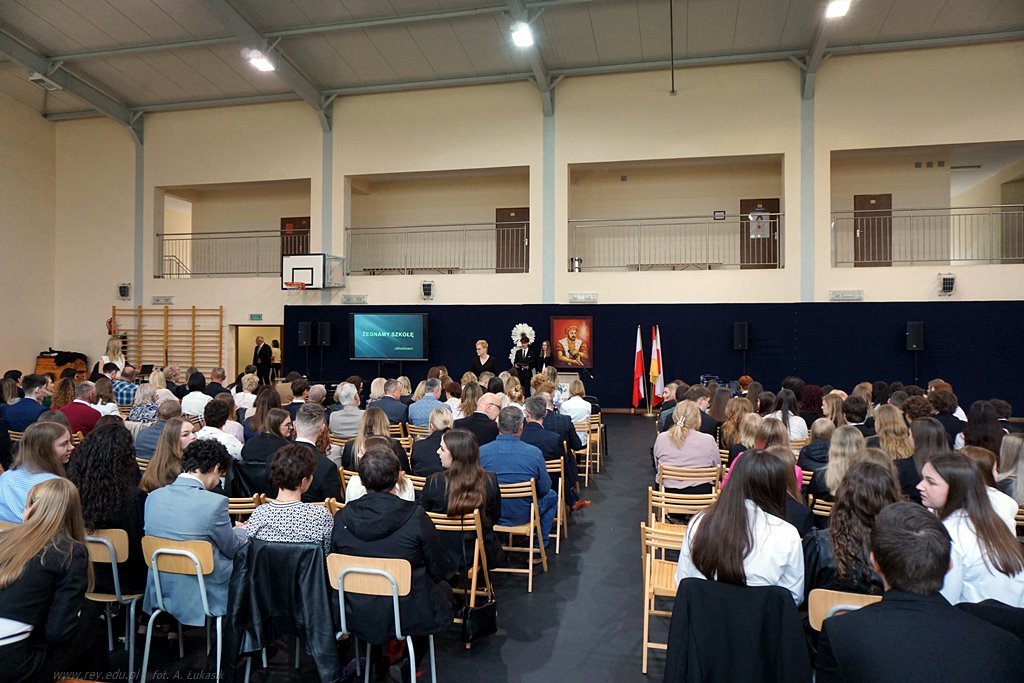 2025-04-25 zakończenie roku klas maturalnych