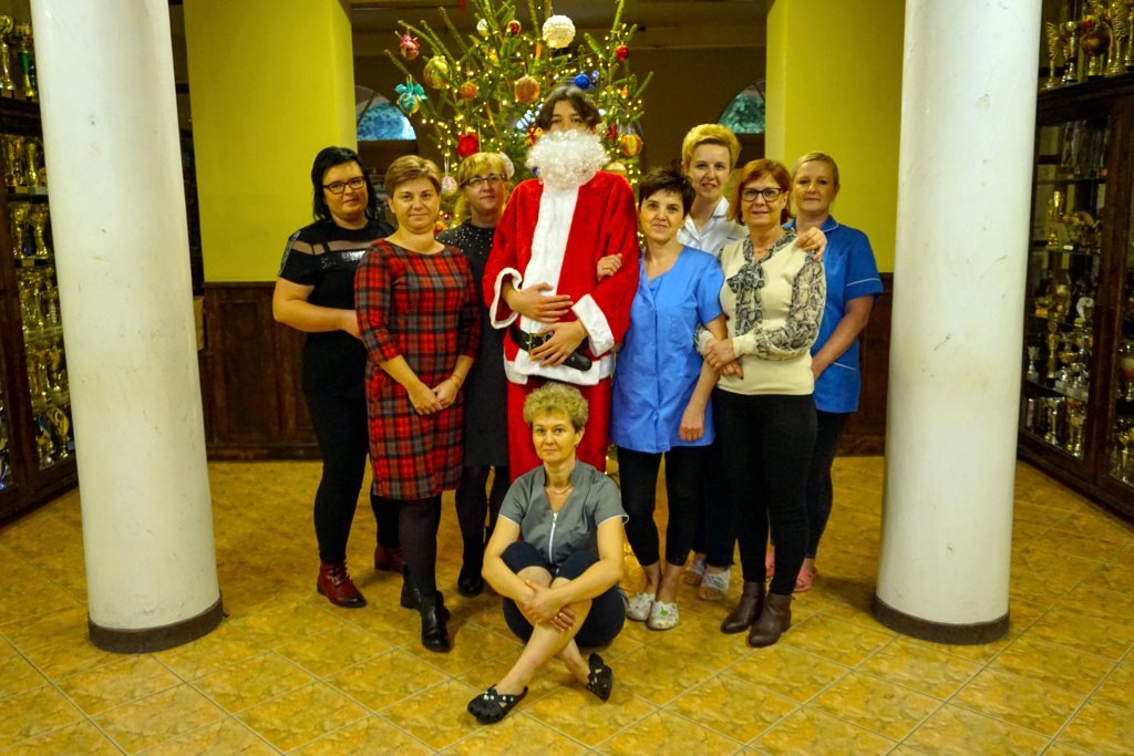 2021-12-17 świątecznie przy choince