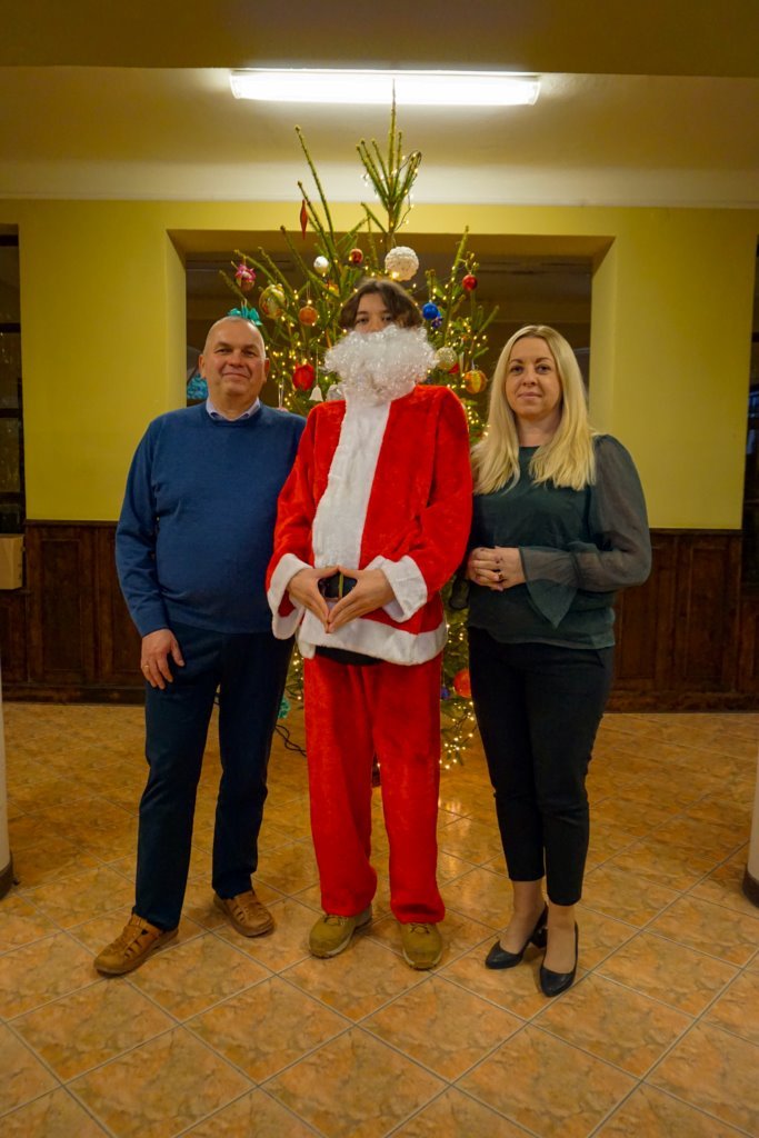 2021-12-17 świątecznie przy choince