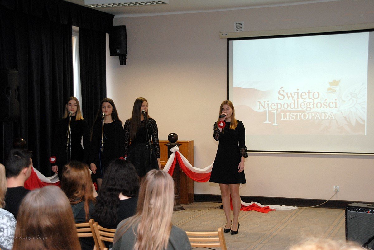 2019-11-14_Szkolna_uroczystość_Niepodległa