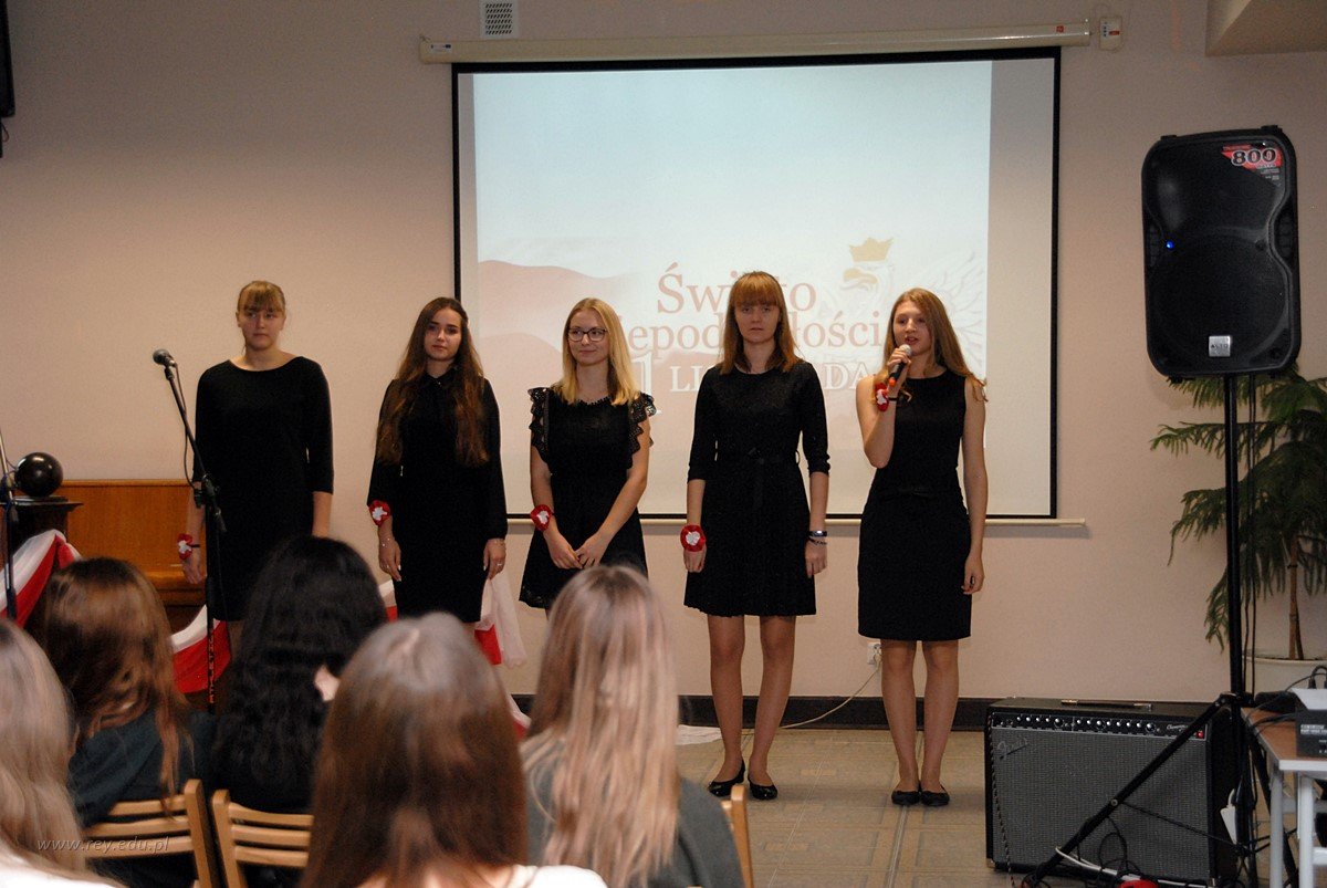 2019-11-14_Szkolna_uroczystość_Niepodległa