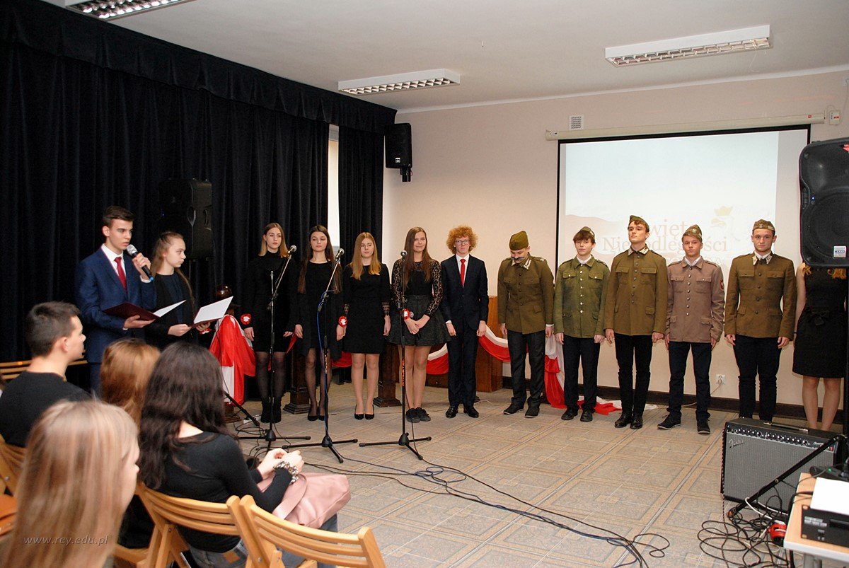 2019-11-14_Szkolna_uroczystość_Niepodległa