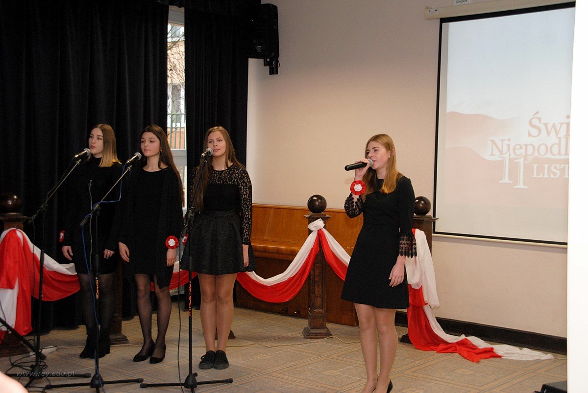 2019-11-14_Szkolna_uroczystość_Niepodległa