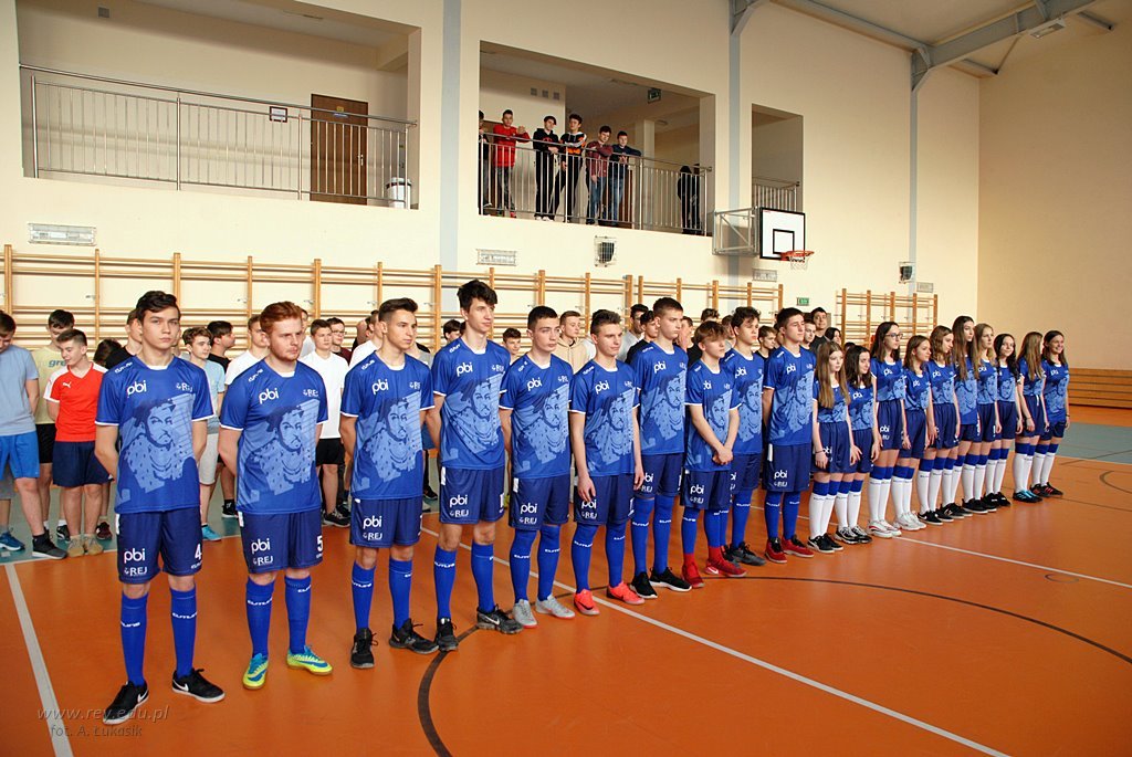 2019-12-18_Nowe_stroje_sportowe
