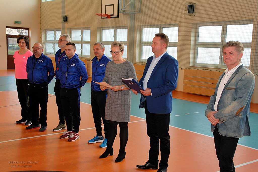 2019-12-18_Nowe_stroje_sportowe