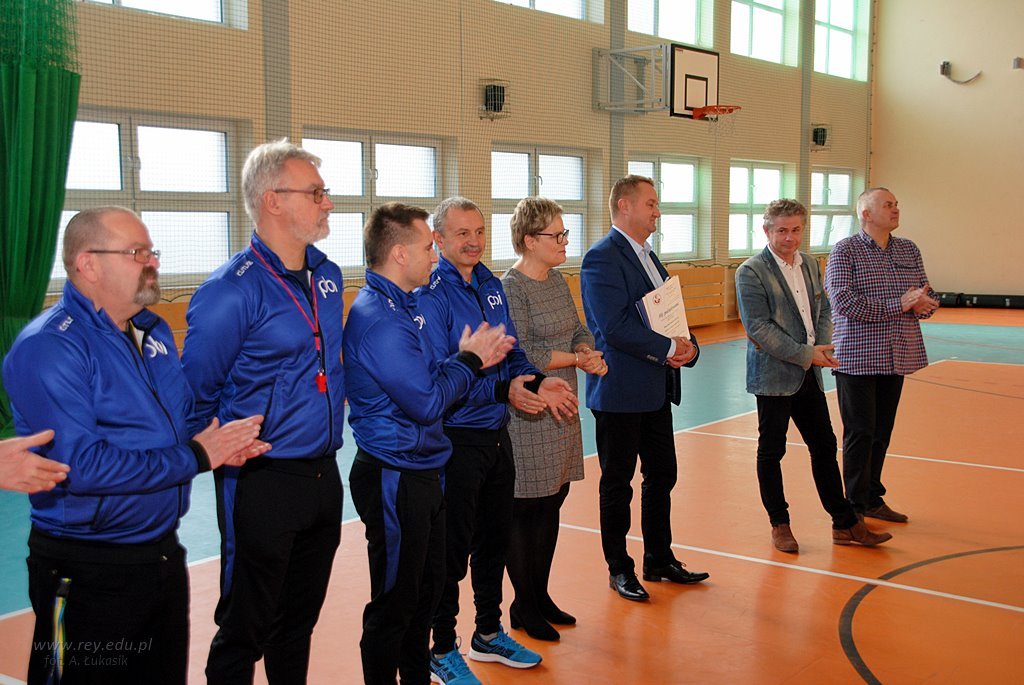2019-12-18_Nowe_stroje_sportowe