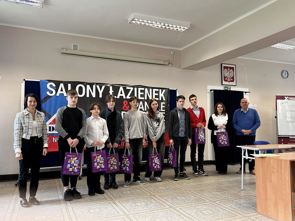 2024-04-23 Kalejdoskop w Reju
