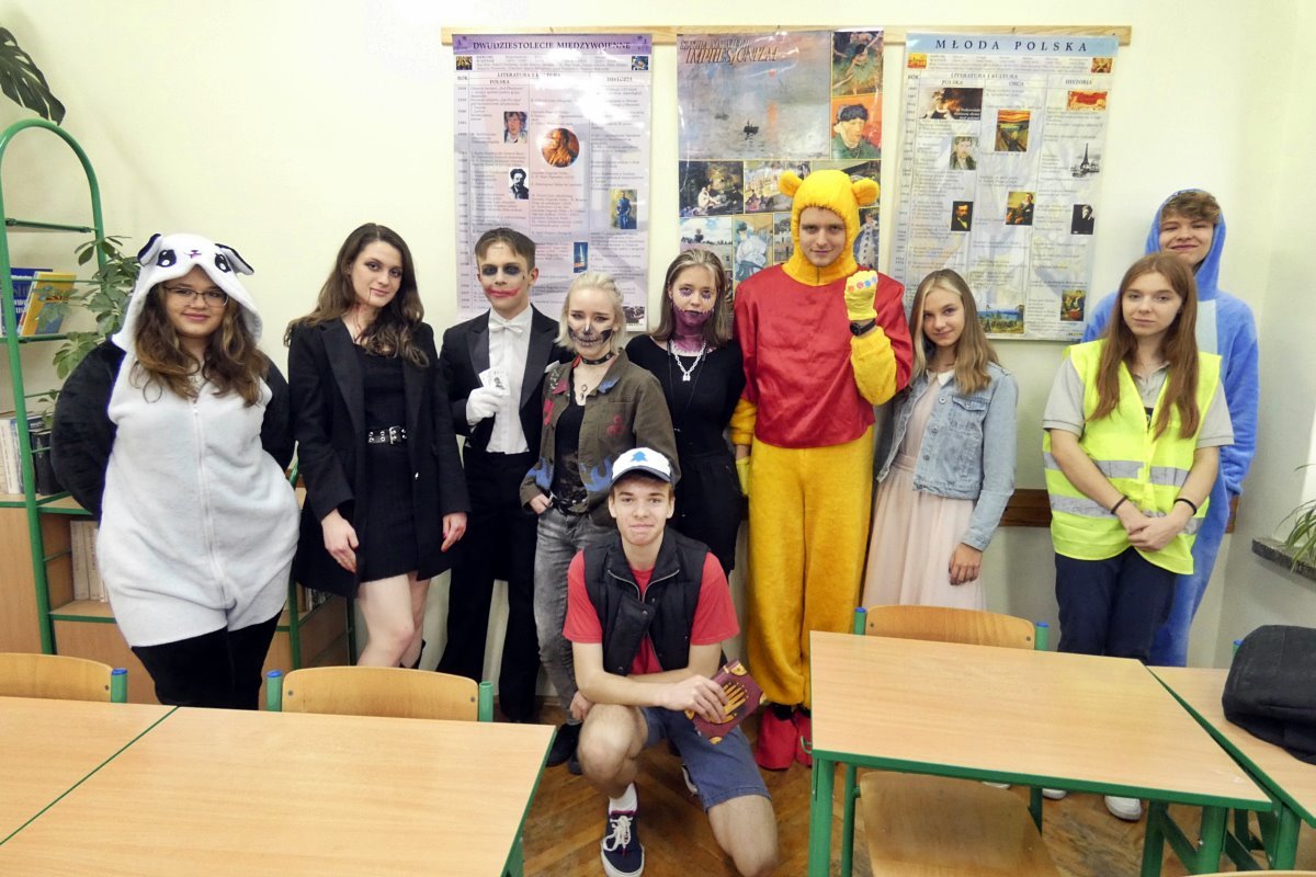 2021-11-30 Dzien Bajek