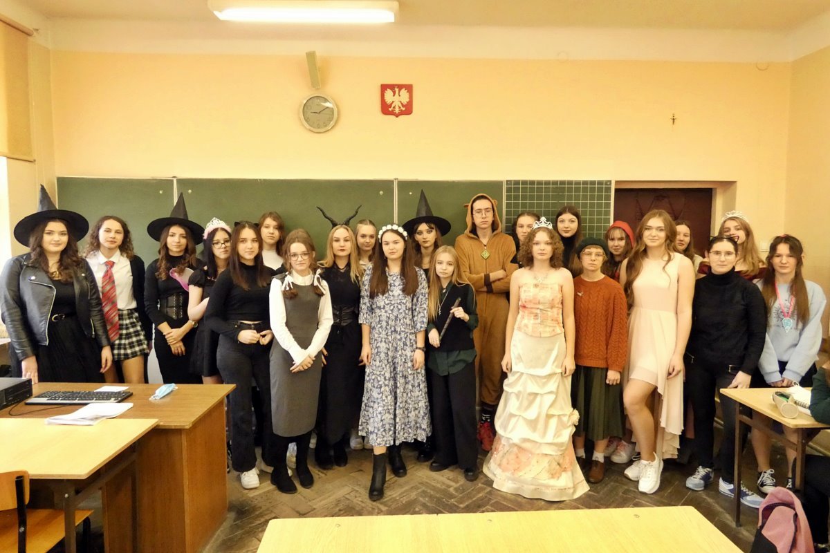 2021-11-30 Dzien Bajek