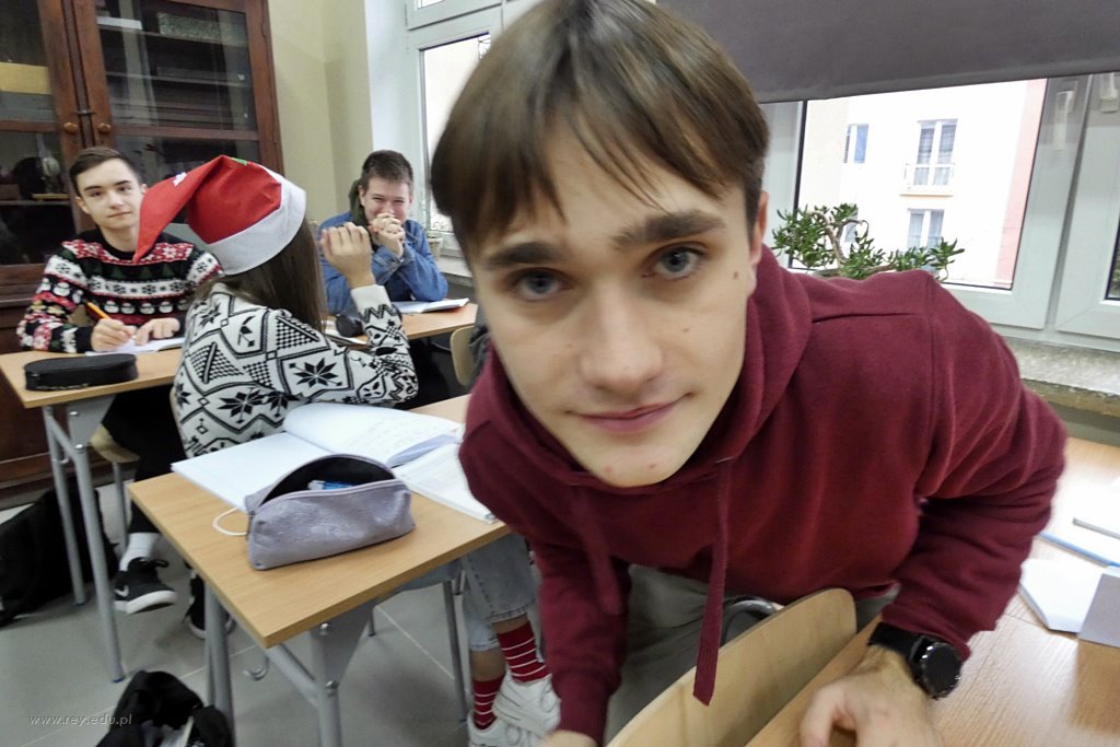 2021-12-06 Szkolne Mikołajki